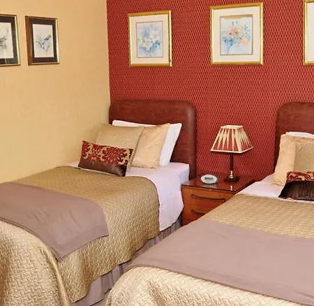 Bed & Breakfast Cloneen House 4*